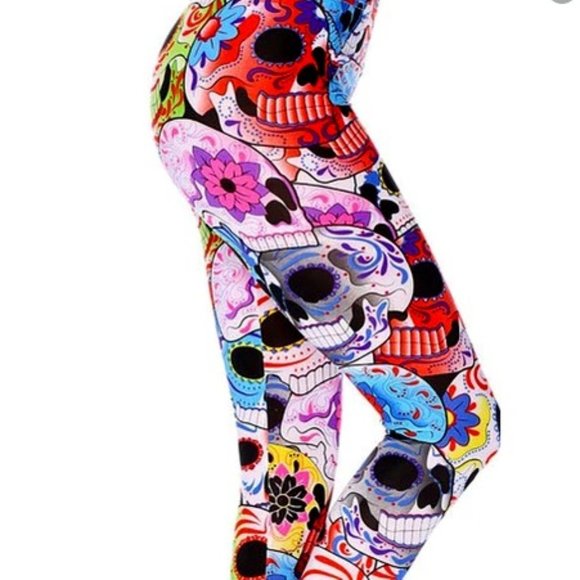 Skull's and Roses Exercise Pants - Picture 1 of 5